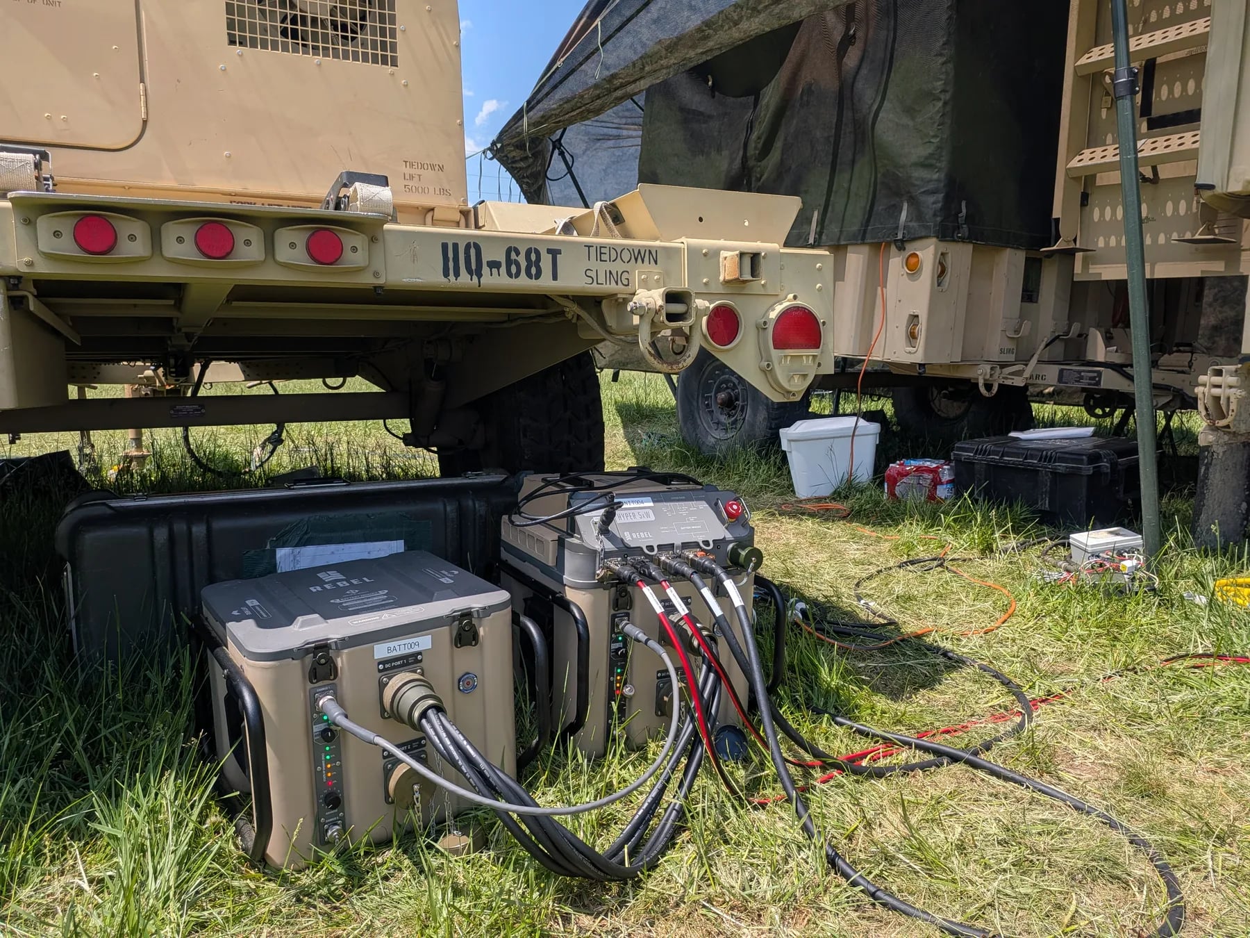 HYPER™ power and battery module units connected in a field deployment